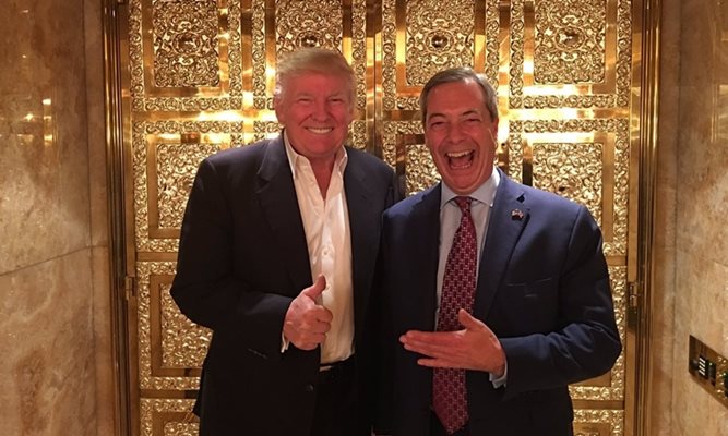 Тръмп и Фарадж доволни от срещата си.