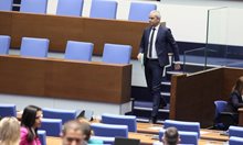 Морал в българската политика няма, решението е нови избори