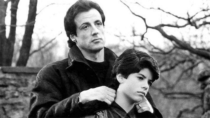 Баща и син Сталоун в кадър от филма “Роки V”