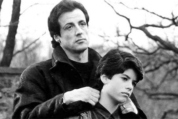 Баща и син Сталоун в кадър от филма “Роки V”