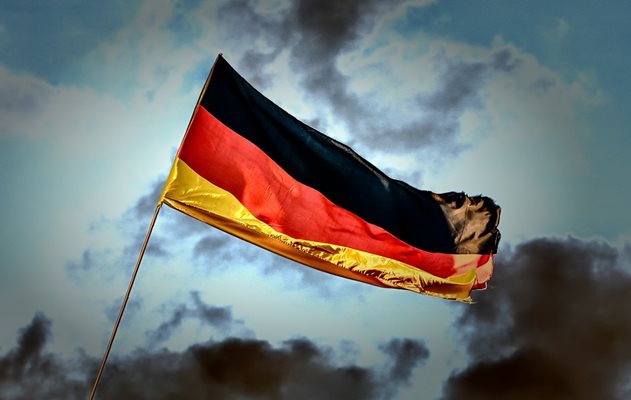 Германия отбелязва 33 години от обединението си