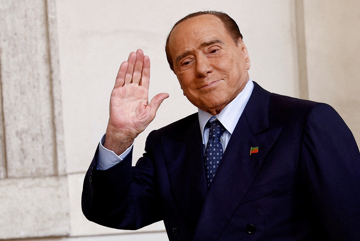 Силвио Берлускони пак влезе в болница