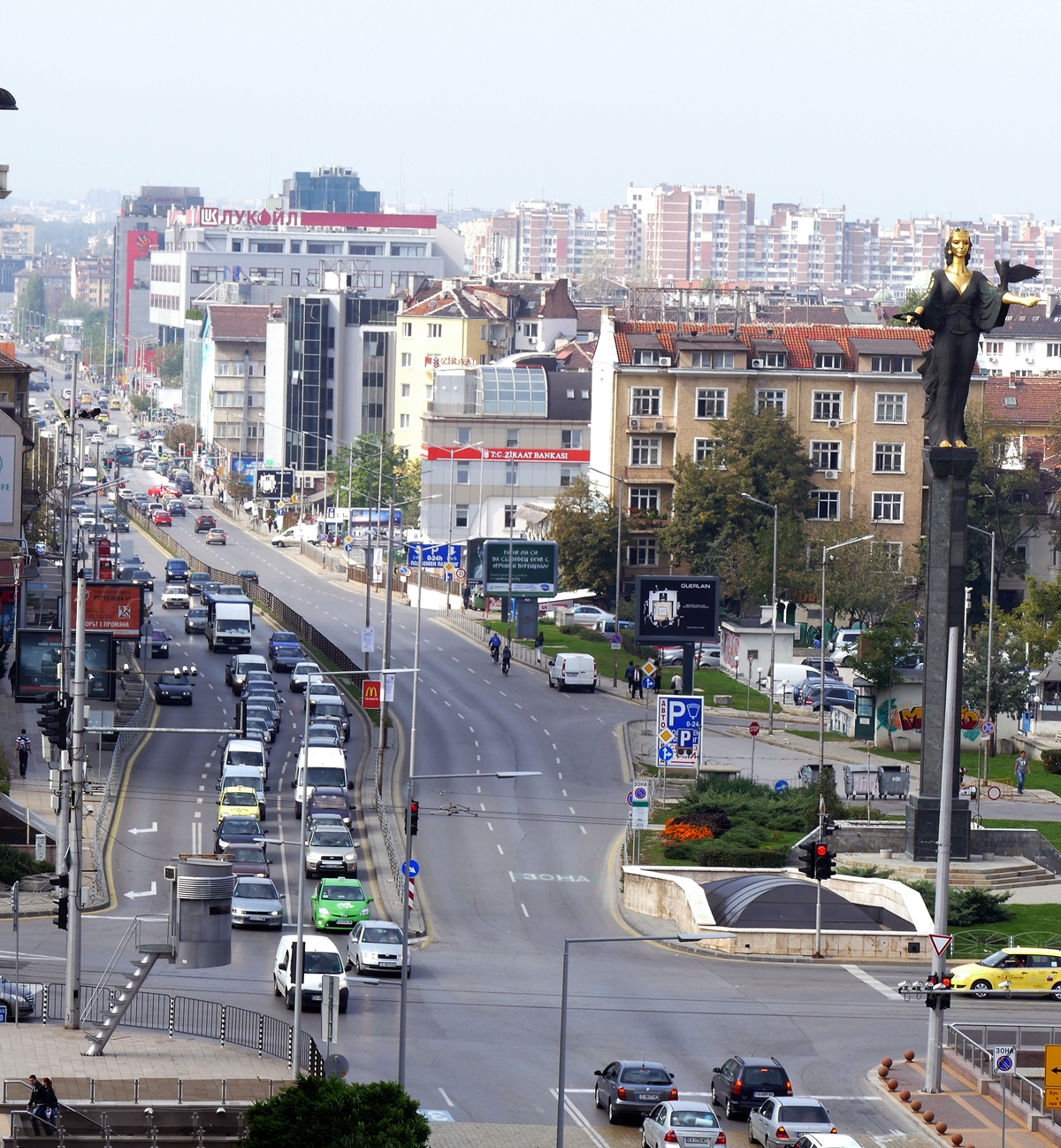 Нагоре и на запад - нова зона със 100-метрови сгради край булевард “Тодор Александров”