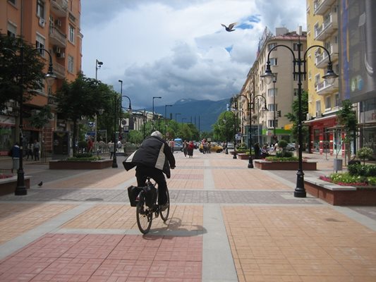 Велосипедистите трябва да са приоритет на София, съветват архитекти от екипа на урбанисто Ян Геел.