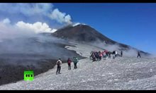 Вулканът Етна - Зашеметяващи кадри от последното изригване