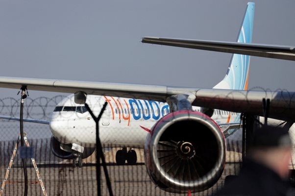 Самолетът, на борда на който бе Джокович, пристига на летище "Никола Тесла". Снимки Ройтерс