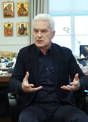 Волен Сидеров - общински съветник и лидер на партия “Атака” СНИМКА: "24 ЧАСА"