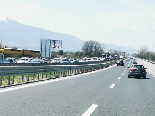 Така изглежда магистрала "Тракия" на излизане от София