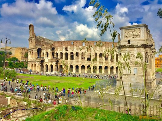 Панорама към Древния Рим. СНИМКИ: ВИОЛИНА ХРИСТОВА