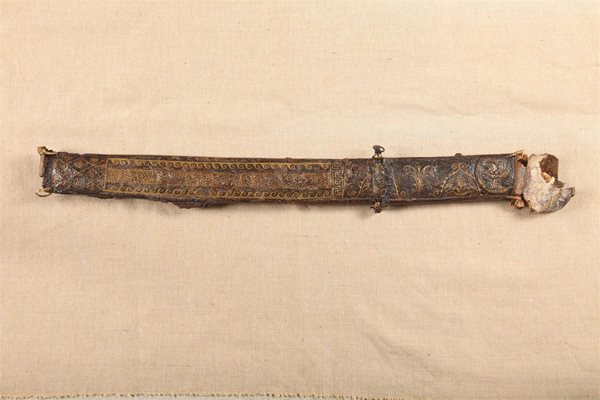 Уникалните ножница и меч на Севт ІІІ  показват довечера в Археологическия музей