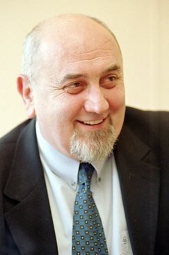 Почина Вилхем Краус, министър на транспорта 
и дългогодишен заместник кмет на София