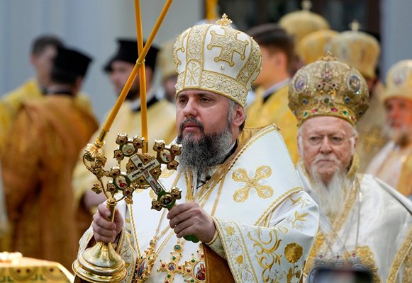 Митрополит Епифаний Киевски с Вселенския патриарх Вартоломей I.