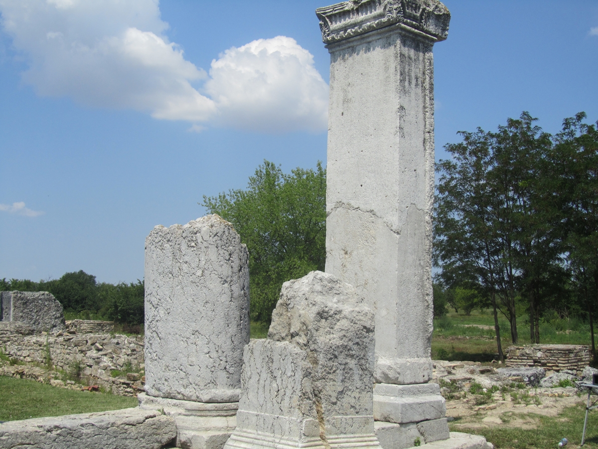 Битки между римляни и готи на античен фест в древния град Никополис ад Иструм