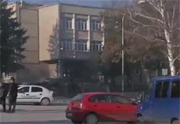Училището, до което е възникнал инцидента СНИМКА: TV7