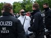 В Берлин арестуваха 60 протестиращи срещу ограниченията заради пандемията