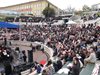 Хиляди се събраха в Пловдив за откриването на кампанията на ген. Радев и Йотова