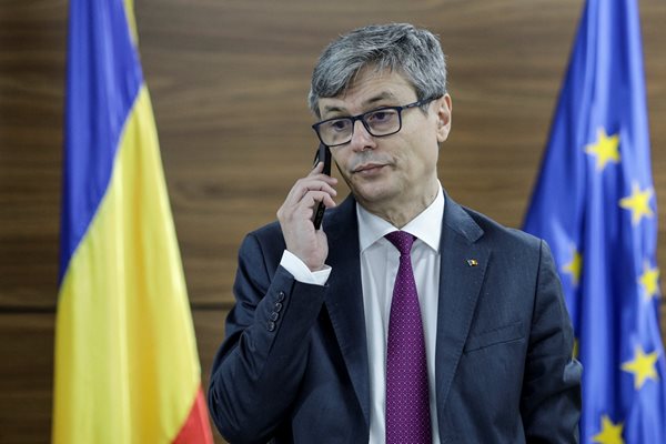 Румънският министър на енергетиката Вирджил Попеску заяви, че Румъния ще  може да изнася природен газ за България