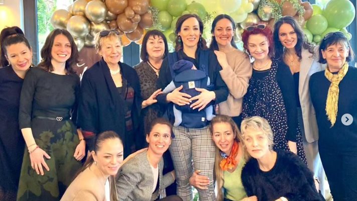 Топ актриси орисаха бебето на Искра Донова