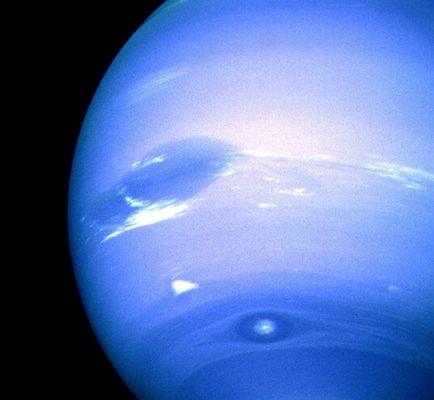 Трите нови луни около Уран и Нептун ще бъдат кръстени на гръцки богини и Шекспирови герои