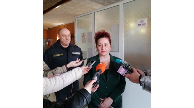 Прокурор Христина Блецова, говорител на Районната прокуратура в Сливен, съобщи, че на задържания ще бъде направена психиатрична експертиза. 