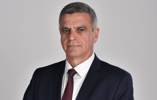 Стефан Янев е лидер на партия “Български възход” и водач на листите в 23-и МИР и в Пловдив