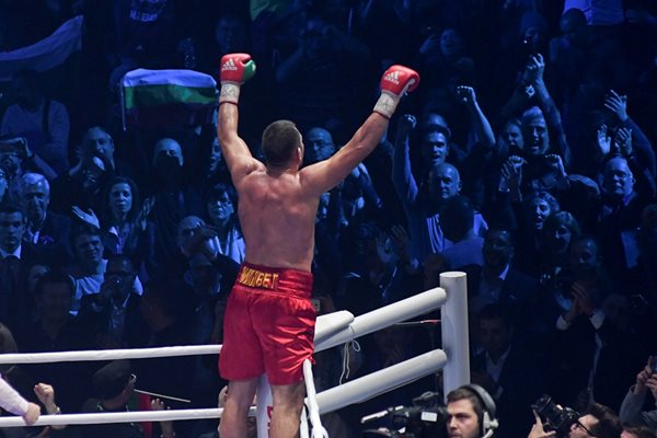 Кубрат Пулев призна, че българските фенове са създали страхотна атмосфера в "Арена Армеец" за мача със Самюъл Питър.