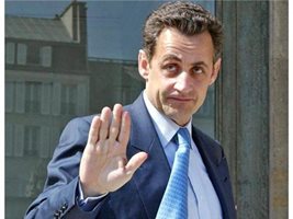 Кадафи платил кампанията на Саркози?