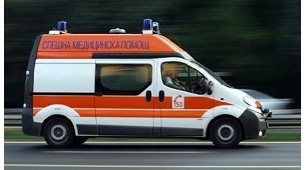 Простреляният е транспортиран към болницата в Гоце Делчев. Снимка Архив