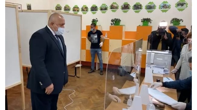 Borissov votes in Bankya: This is the most expensive election, over 150 million will come out (Video, updated)