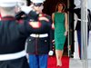 Мелания Тръмп в смарагдовозелена рокля за Свети Патрик (Снимки)
