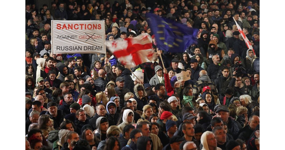 “Georgia voted for the EU” – thousands in Tbilisi protested the election results (Video, photos)