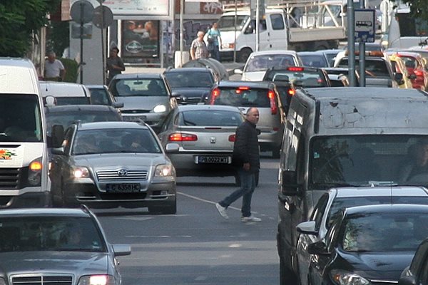 Задръстванията в Пловдив са всекидневни след "реализацията" на транспортния проект.