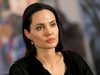 ФБР разпитва Анджелина Джоли четири часа