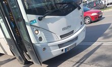 Шофьор на градски автобус в Пловдив посяга на пътници, нарича ги катъри