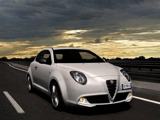 Новите бензинови мотори подхождат отлично на спортен автомобил като Alfa MiTo. 
СНИМКИ: ПРЕССЛУЖБА “ФИАТ”