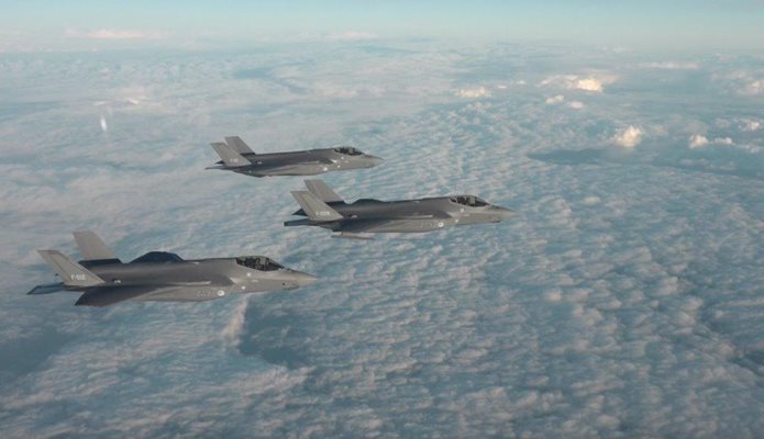 Четири самолета F-35 се предислоцираха в нашата страна вчера
Снимка: МО