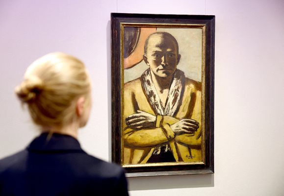 Автопортрет на художника Макс Бекман беше продаден за рекордните 20 млн. евро на търг в Берлин