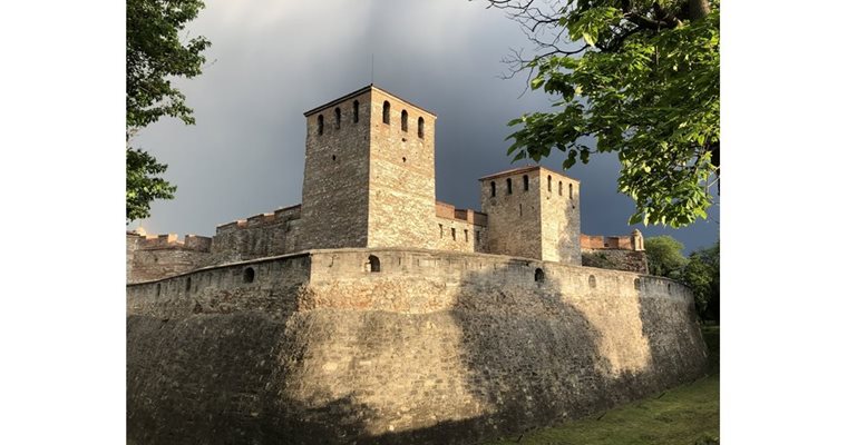 Баба Вида е единственият изцяло запазен замък у нас