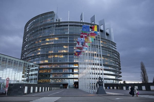 Сградата на Европейския парламент Снимка: WWF