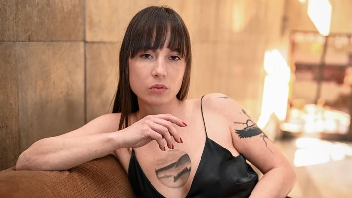 СКАНДАЛ! Ергенката Елена избухна срещу новия сезон на шоуто