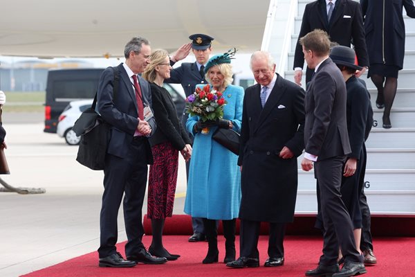Чарлз III и кралица консорт Камила пристигнаха в Германия
СНИМКА: Ройтерс