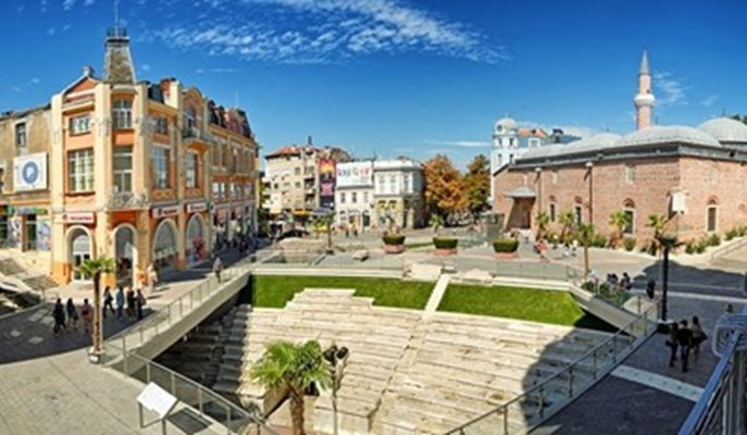 Слънчево и топло днес, до 28° в Пловдив