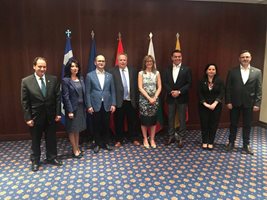 Министър Захариева пристигна в Солун на министерска среща