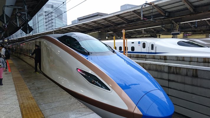 Влакът стрела в Япония
