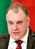 Зам. министър Ненков: Борим се със зъби и нокти за Евроагенцията по лекарства