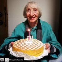 Италика Грондона навърши 102 г. през декември.
СНИМКИ: ИНСТАГРАМ