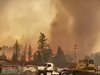 Заснеха огнено торнадо в Калифорния, стигна повече от 100 метра (Видео)