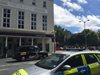 Стотици евакуирани от театър в Лондон (Снимки)