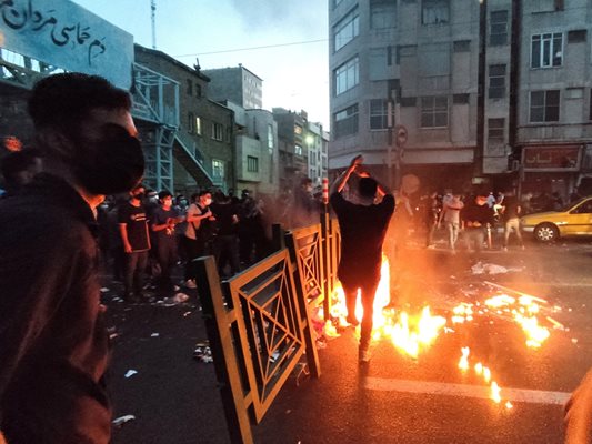 Протестите в Иран СНИМКА: Ройтерс