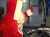 Дядо Kоледа кара автобус в Рудозем (видео)